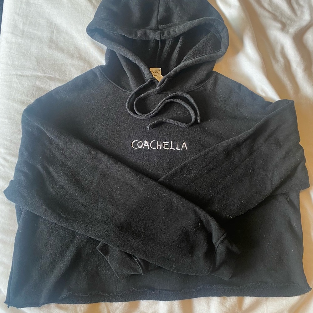 COACHELLA Cropped Hoodie